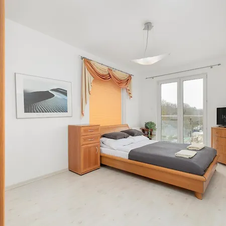 Promenada Nadmorska By Jantar